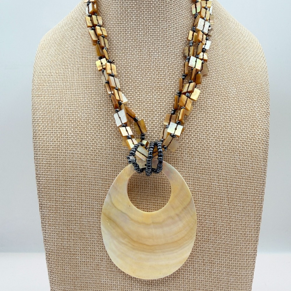 VTG 90s Silver Tone Beaded Mother of Pearl Pendant Necklace Statement Jewelry